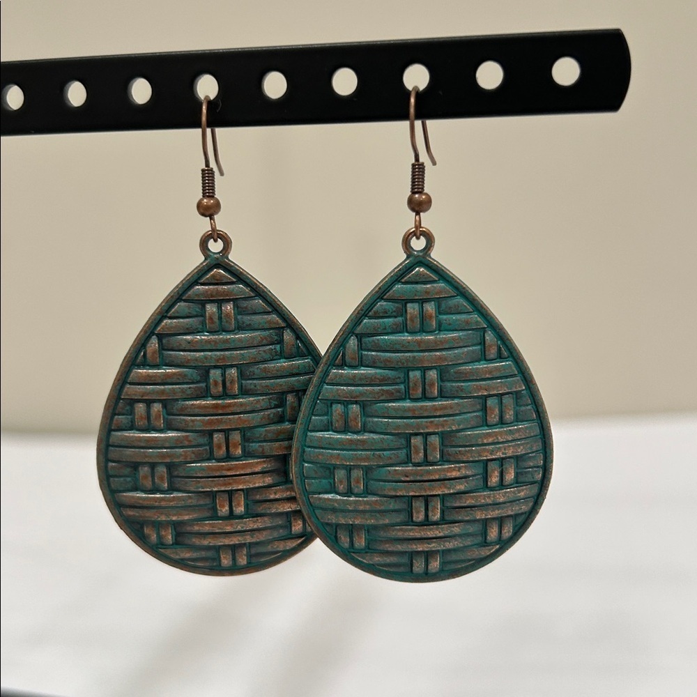 Teardrop Woven Pattern Earrings